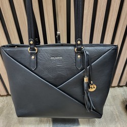 NOIR